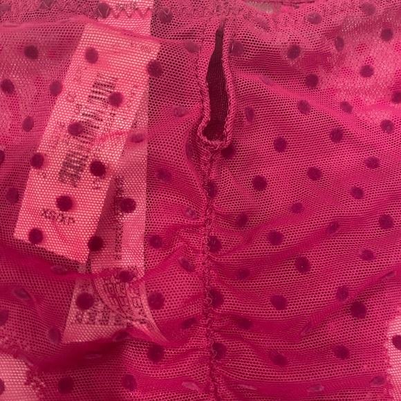 NEW WITH TAGS VICTORIA’S SECRET SIZE XS MAGENTA VELVET AND POLKADOT FABRIC PANTY - Picture 3 of 4